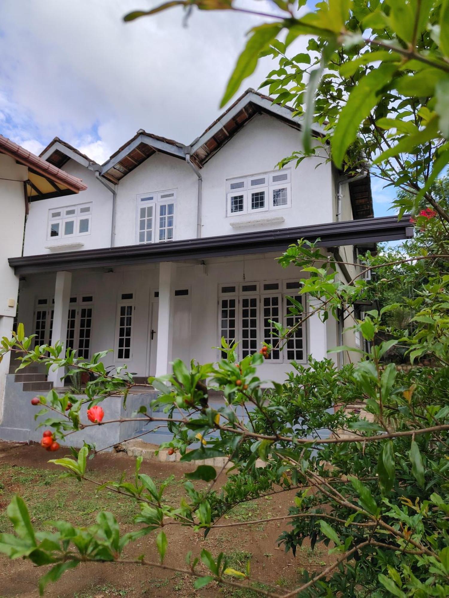 بيت للعطل Liv House كاندي