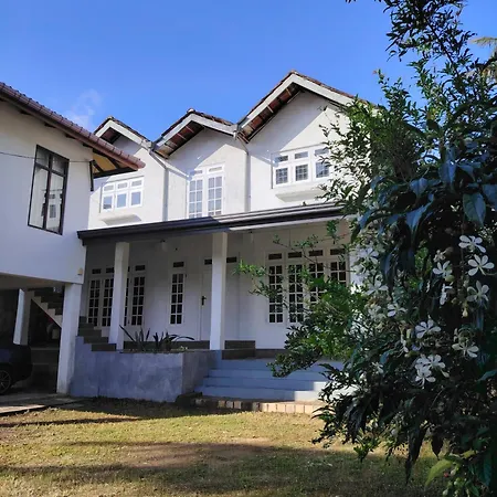 Liv House Villa Kandy Exterior photo